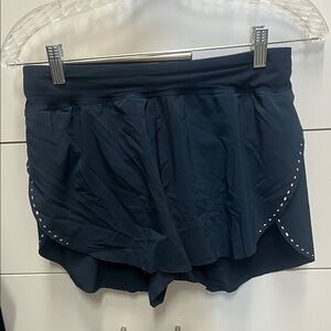 Lululemon find your pace high rise lined 3” shorts